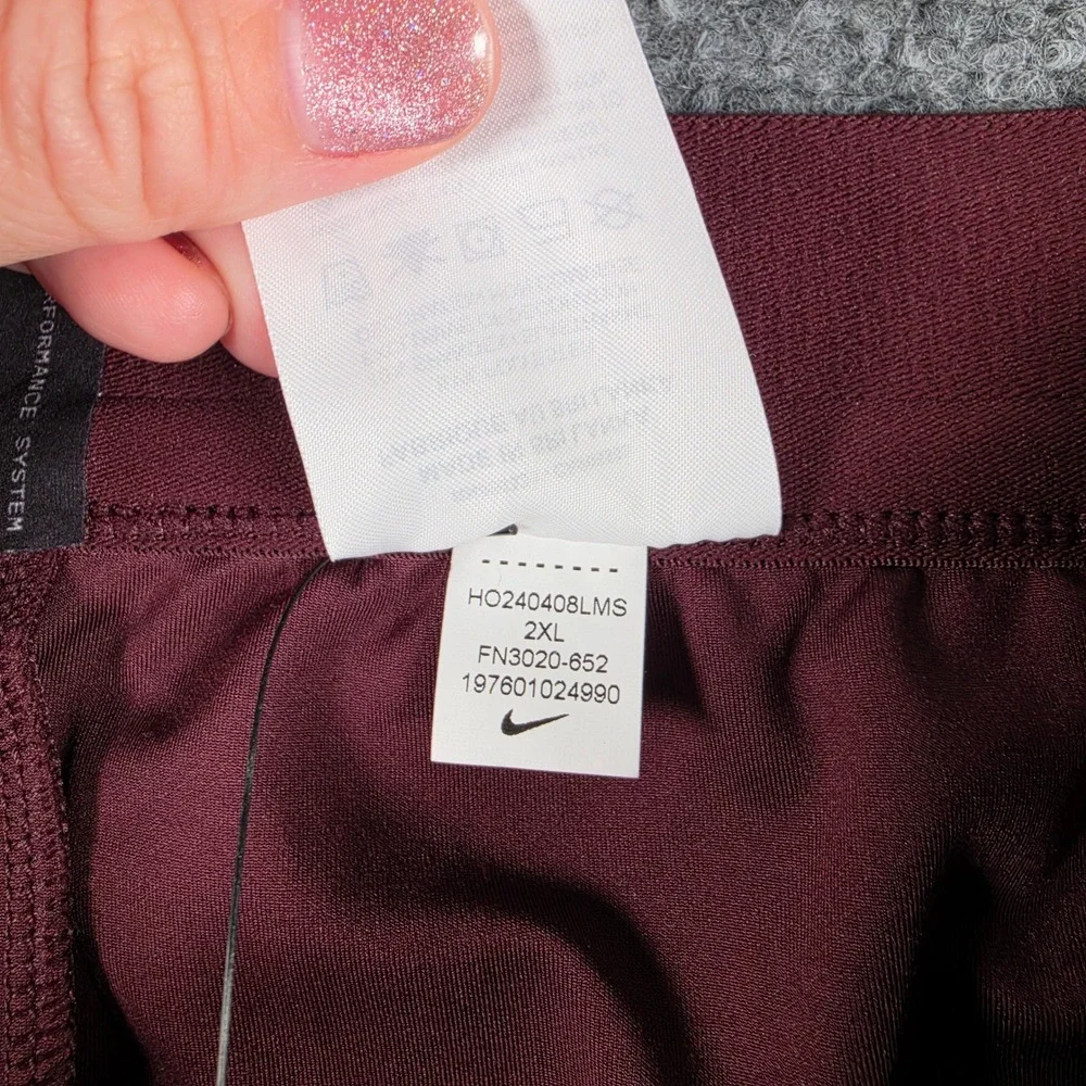 Nike A.P.S. Men's Dri-FIT ADV Stealth Versatile Pants Mens 2XL Burgundy NWT